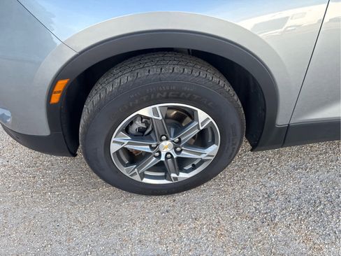 Certified 2024 Chevrolet Blazer LT w/ Convenience Package FWD image 14