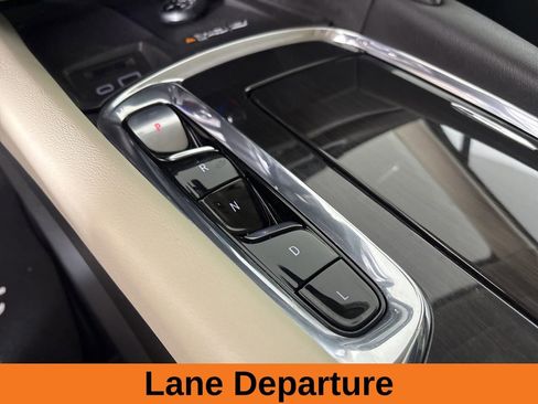 Used 2023 Buick Enclave Premium w/ Experience Buick Package image 20