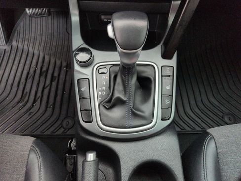 Certified 2021 Kia Seltos S image 14