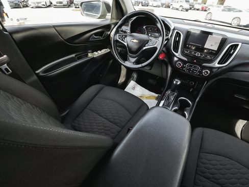 Used 2019 Chevrolet Equinox LT w/ Sun & Navigation Package AWD/4WD image 47