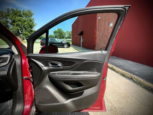Used 2014 Buick Encore AWD image 28
