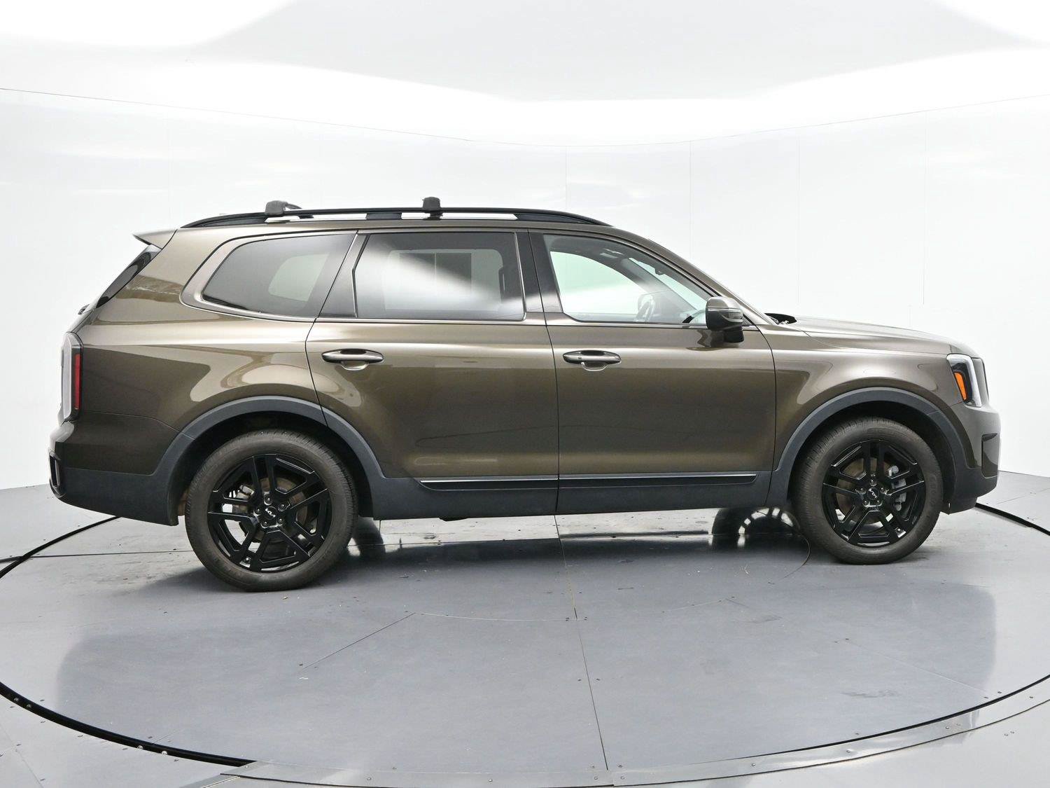 Used 2024 Kia Telluride EX X-Line AWD/4WD image 8