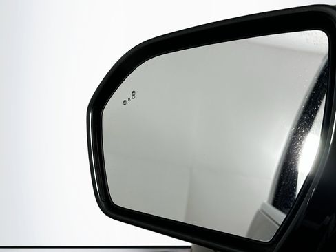 Used 2024 Ford Expedition Max XLT image 16