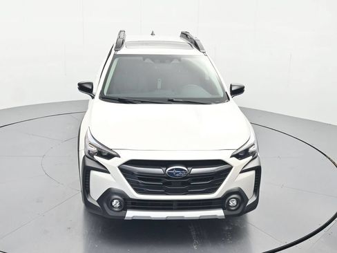 Used 2025 Subaru Outback Limited AWD/4WD image 29