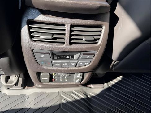 Used 2019 Acura MDX w/ Advance & Entertainment Pkg FWD image 34