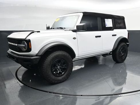 Certified 2024 Ford Bronco Wildtrak AWD/4WD image 4