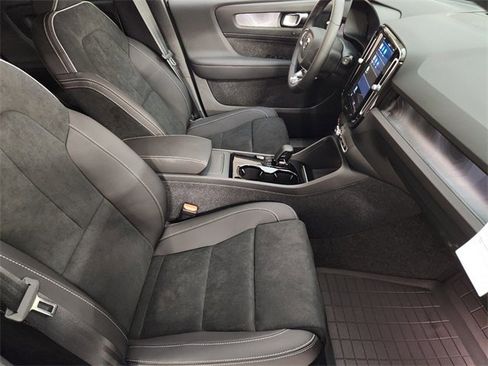 New 2024 Volvo XC40 Recharge Plus w/ Protection Package Premier image 3