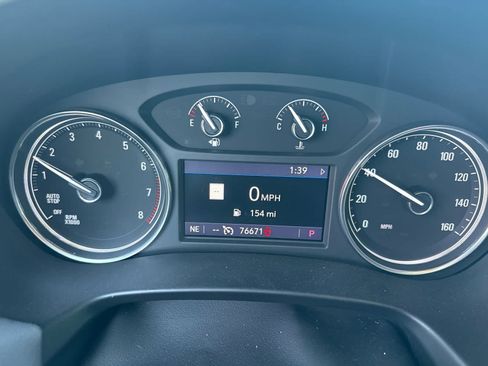 Used 2021 Buick Enclave Essence w/ Sound and Sites Package image 7