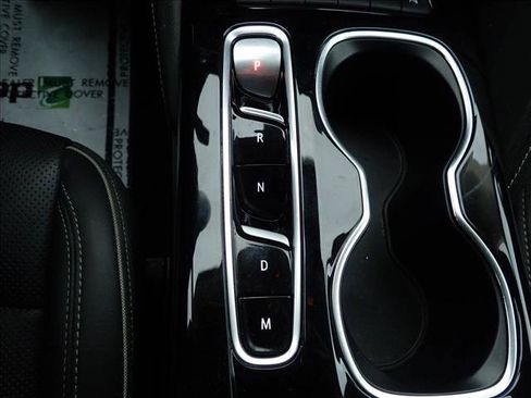 Used 2023 Buick Envision Essence AWD/4WD image 22