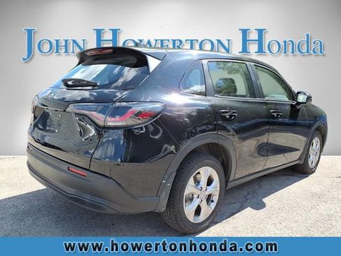 Used 2025 Honda HR-V LX image 4