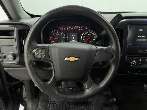 Used 2018 Chevrolet Silverado 1500 Custom w/ Custom Value Package AWD/4WD image 20