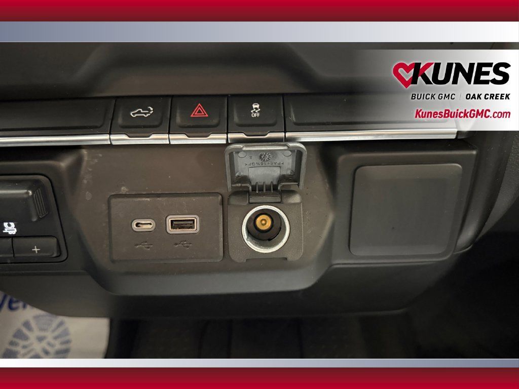 Used 2021 Chevrolet Silverado 1500 Custom w/ Custom Max Trailering Package AWD/4WD image 31