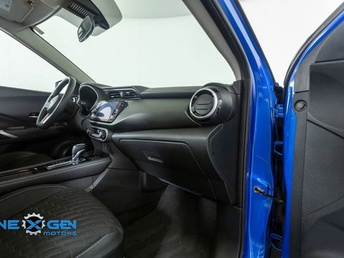 Used 2022 Nissan Kicks SV image 36