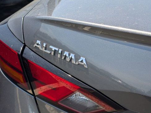 Used 2021 Nissan Altima 2.5 S FWD image 17