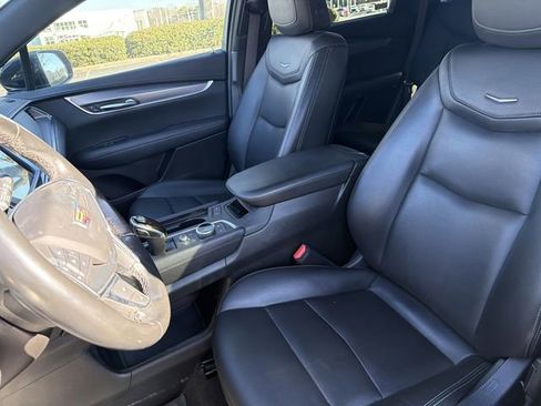 Used 2022 Cadillac XT5 Luxury image 15