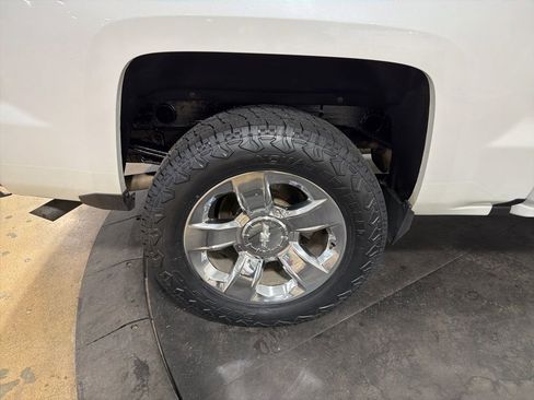 Used 2016 Chevrolet Silverado 1500 LTZ Z71 w/ LTZ Plus Package image 36