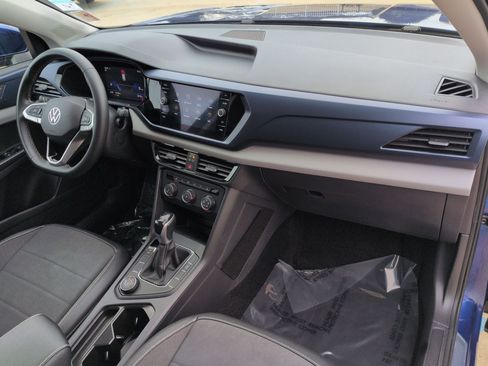 Used 2022 Volkswagen Taos SE image 29