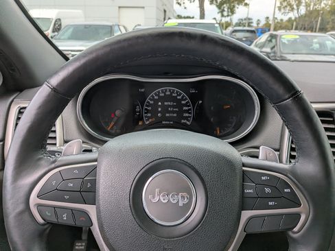 Used 2017 Jeep Grand Cherokee Altitude AWD/4WD image 36
