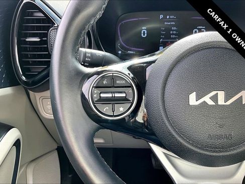 Used 2023 Kia Soul EX FWD image 12
