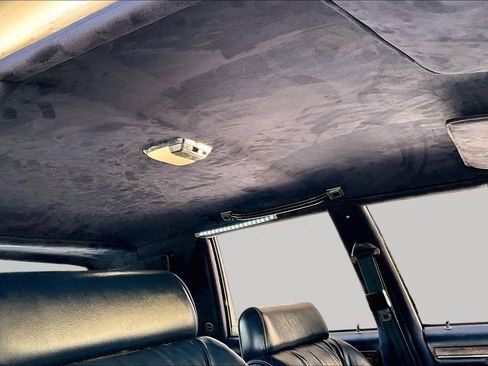 Used 1987 Chrysler Fifth Avenue RWD image 23