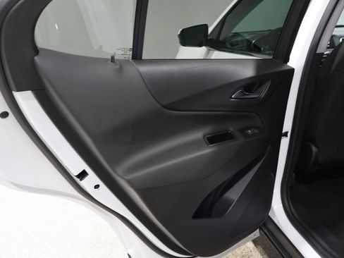 Used 2022 Chevrolet Equinox LT image 20