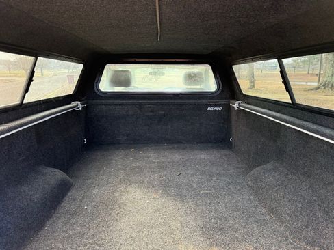 Used 2011 GMC Sierra 1500 W/T image 10