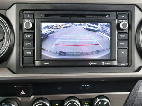 Used 2019 Toyota Tacoma SR5 AWD/4WD image 26
