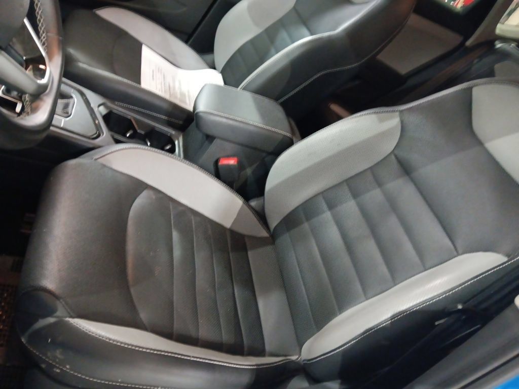 Used 2022 Volkswagen Taos SEL FWD image 5