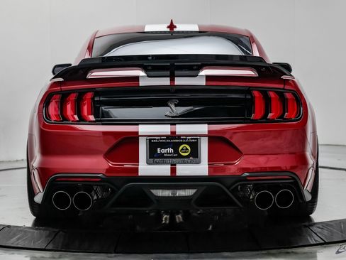 Used 2021 Ford Mustang Shelby GT500 w/ Carbon Fiber Handling Package RWD image 15