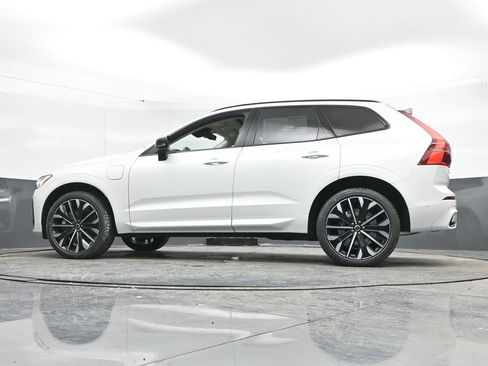 New 2026 Volvo XC60 T8 Ultra w/ Climate Package AWD/4WD image 43