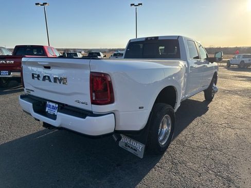 New 2026 RAM 3500 Laramie w/ Towing Technology Group image 5