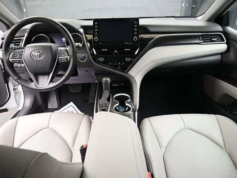 Used 2023 Toyota Camry XLE w/ Cold Weather Package image 18