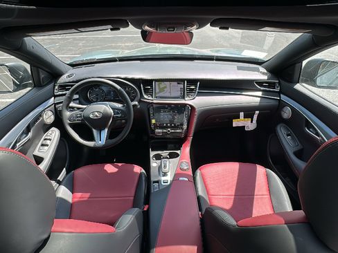 New 2025 INFINITI QX50 Sport image 12