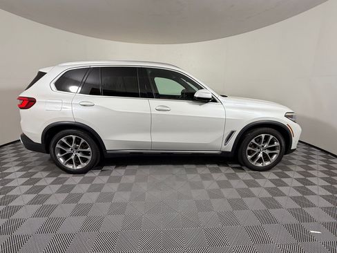 Used 2021 BMW X5 xDrive40i w/ Premium Package AWD/4WD image 9
