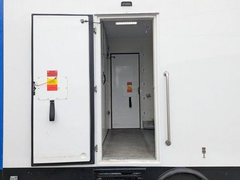 Used 2023 Ford Transit 350 AWD w/ Upfitter Package image 18