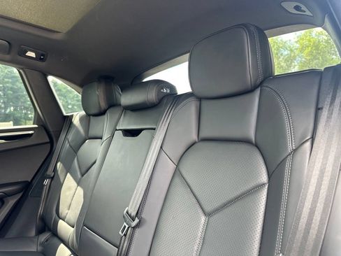 Used 2022 Porsche Macan AWD/4WD image 20