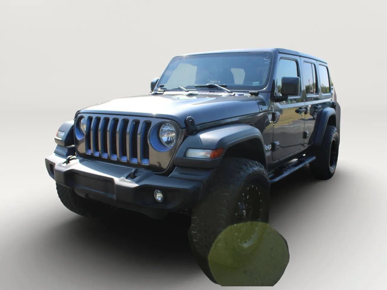 Used 2018 Jeep Wrangler Unlimited Sport S AWD/4WD image 2