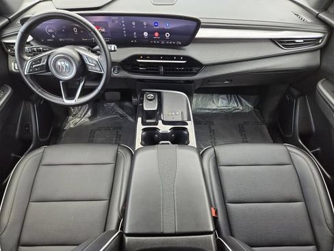 Used 2025 Buick Enclave Preferred AWD/4WD image 25