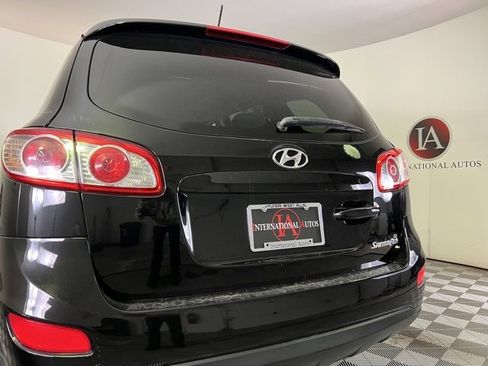 Used 2012 Hyundai Santa Fe SE image 11