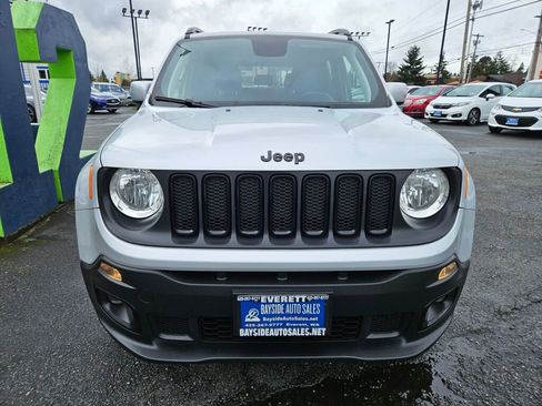 Used 2018 Jeep Renegade Altitude image 7