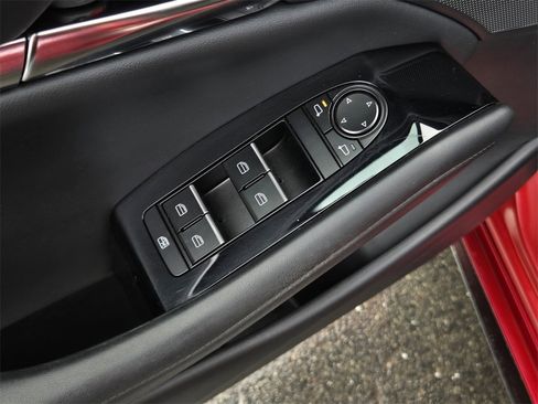 Used 2025 MAZDA MAZDA3 s image 11