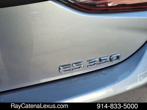 Certified 2022 Lexus ES 350 w/ Premium Package image 17