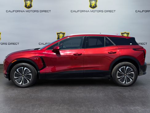 Used 2024 Chevrolet Blazer EV LT AWD/4WD image 2