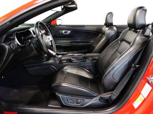 Used 2020 Ford Mustang Premium w/ Equipment Group 201A RWD image 33