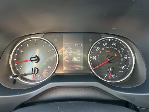 Certified 2020 Toyota RAV4 LE image 18