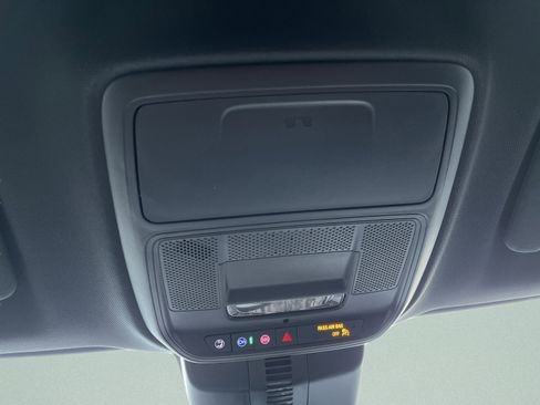 New 2026 Chevrolet Traverse LT image 20