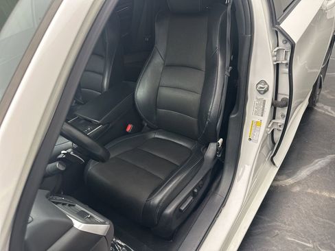 Used 2018 Honda Accord Sport image 15