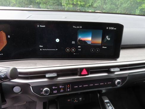 Certified 2025 Kia Sorento X-Line EX image 5