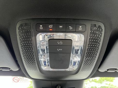 Certified 2025 Mercedes-Benz GLB 250 4MATIC image 28