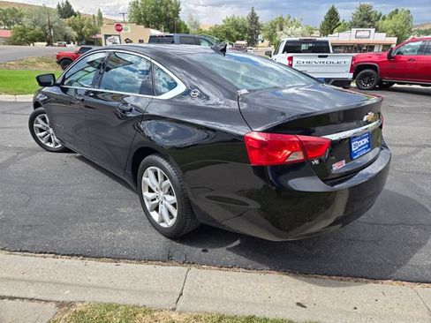 Used 2017 Chevrolet Impala LT FWD image 5